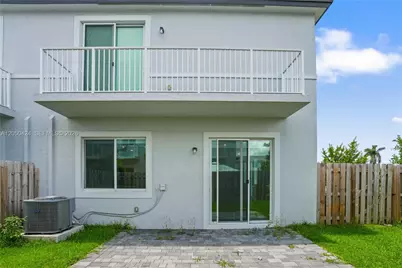 715 SE 15th St #., Homestead, FL 33034 - Photo 21