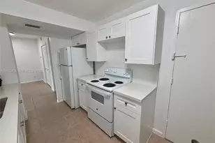 4400 Hillcrest Dr, Hollywood, FL 33021 - Photo 5