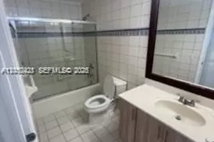 185 SE 14th Terrace, Miami, FL 33131 - Photo 5