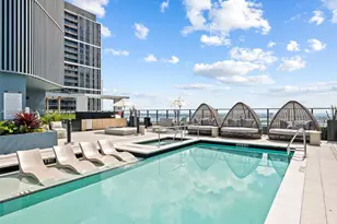 121 NE 5th St, Miami, FL 33132 - Photo 47