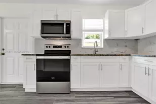 929 S N St, Lake Worth, FL 33460 - Photo 5