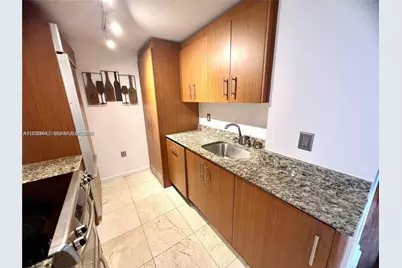 10275 Collins Ave #323, Bal Harbour, FL 33154 - Photo 9
