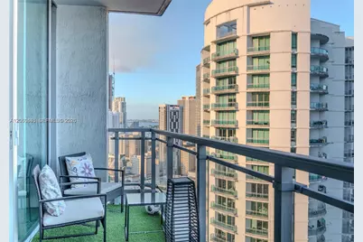 90 SW 3rd St #3703, Miami, FL 33130 - Photo 13