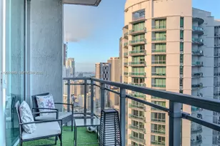 90 SW 3rd St, Miami, FL 33130 - Photo 13