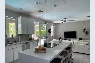 485 Silver Palm Way #485, Weston, FL 33327 - Photo 11