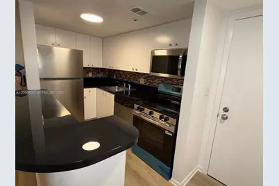 770 Claughton Island Dr #2107, Miami, FL 33131 - Photo 5