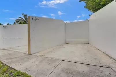 1267 NW 167th Ave, Pembroke Pines, FL 33028 - Photo 55