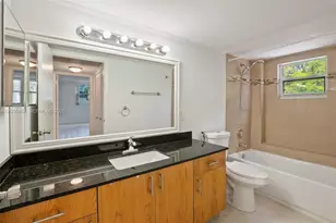 8373 Lake Dr, Doral, FL 33166 - Photo 5