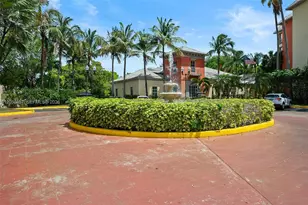8373 Lake Dr, Doral, FL 33166 - Photo 43