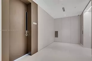 300 Biscayne Blvd Way, Miami, FL 33131 - Photo 3