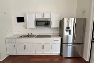 2516 Cleveland St, Hollywood, FL 33020 - Photo 1