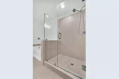 3340 NE 190th St #1206, Aventura, FL 33180 - Photo 5