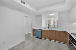 3340 NE 190th St, Aventura, FL 33180 - Photo 31