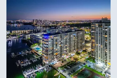 18081 Biscayne Blvd #1903, Aventura, FL 33160 - Photo 11