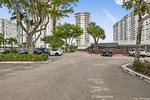 18081 Biscayne Blvd, Aventura, FL 33160 - Photo 47