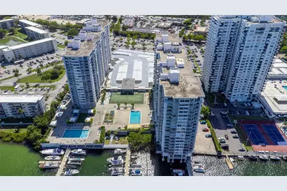 18081 Biscayne Blvd #1903, Aventura, FL 33160 - Photo 41