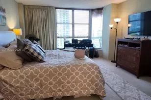 3600 Mystic Pointe Dr, Aventura, FL 33180 - Photo 19