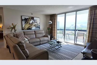 3600 Mystic Pointe Dr #1111, Aventura, FL 33180 - Photo 9