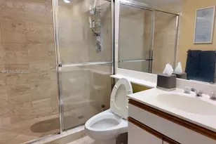 3600 Mystic Pointe Dr, Aventura, FL 33180 - Photo 21