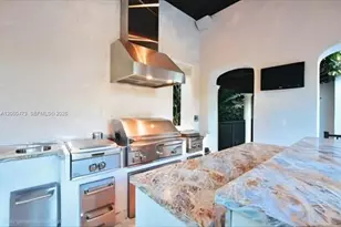 277 Marinero Ct, Coral Gables, FL 33143 - Photo 25