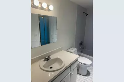 15600 NW 7th Ave #501, Miami, FL 33169 - Photo 7