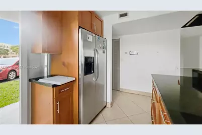 16450 Miami Dr #103, North Miami Beach, FL 33162 - Photo 25