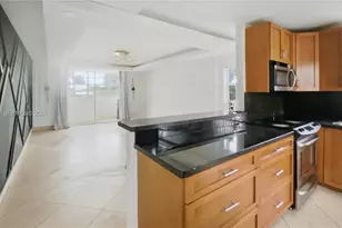 16450 Miami Dr, North Miami Beach, FL 33162 - Photo 3