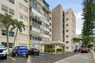 16450 Miami Dr, North Miami Beach, FL 33162 - Photo 27