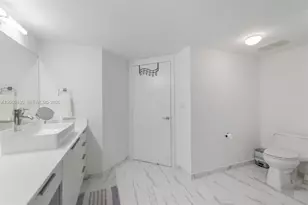 16699 Collins Ave, Sunny Isles Beach, FL 33160 - Photo 13