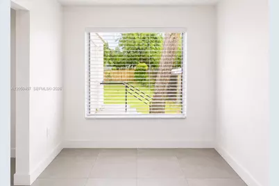 1114 NW 59th St, Miami, FL 33127 - Photo 9