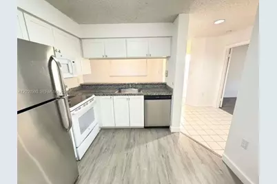 14208 Glenmoor Dr #14208, West Palm Beach, FL 33409 - Photo 3