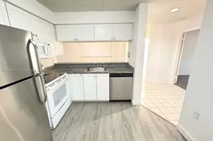 14208 Glenmoor Dr, West Palm Beach, FL 33409 - Photo 3
