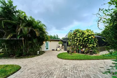 21601 SW 154th Ave, Miami, FL 33170 - Photo 19