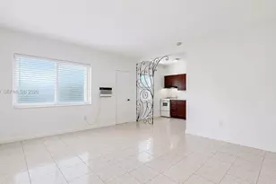 2499 SW 27th St, Miami, FL 33133 - Photo 9