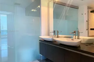 200 Biscayne Blvd Way, Miami, FL 33131 - Photo 13