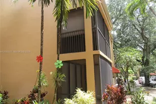 15545 N Miami Lakeway N, Miami Lakes, FL 33014 - Photo 21