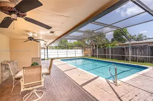 8721 NW 18th St, Pembroke Pines, FL 33024 - Photo 37