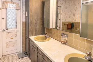 8721 NW 18th St, Pembroke Pines, FL 33024 - Photo 55