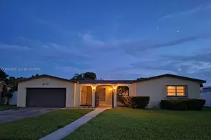 8721 NW 18th St, Pembroke Pines, FL 33024 - Photo 1