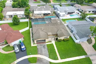8721 NW 18th St, Pembroke Pines, FL 33024 - Photo 81