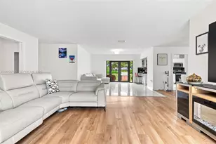 1911 SW 126th Ct, Miami, FL 33175 - Photo 15