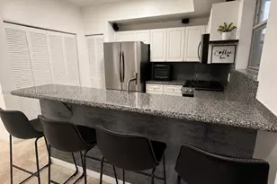 5230 NW 109th Ave, Doral, FL 33178 - Photo 9