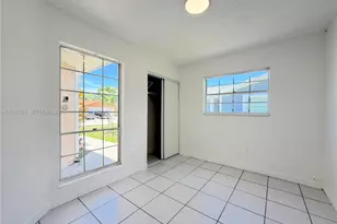 9850 W Heather Ln, Miramar, FL 33025 - Photo 9