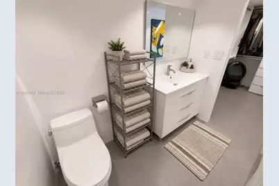 555 NE 15th St #T6, Miami, FL 33132 - Photo 27