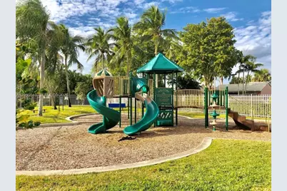 [Address not provided], Boynton Beach, FL 33437 - Photo 37