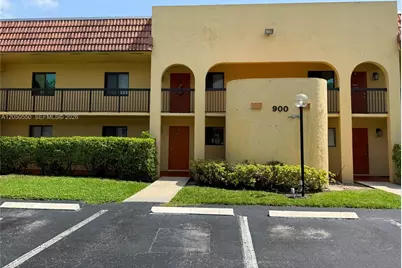 900 SW 9th Street Cir #103, Boca Raton, FL 33486 - Photo 1