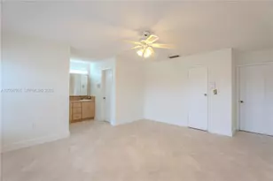 2431 SW 124th Ave, Miami, FL 33175 - Photo 9