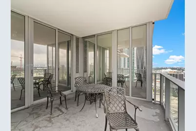 851 NE 1st Ave #3000, Miami, FL 33132 - Photo 15