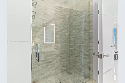 851 NE 1st Ave #3000, Miami, FL 33132 - Photo 9