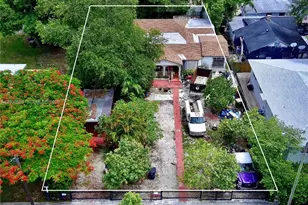 1053 NE 128th St, North Miami, FL 33161 - Photo 5